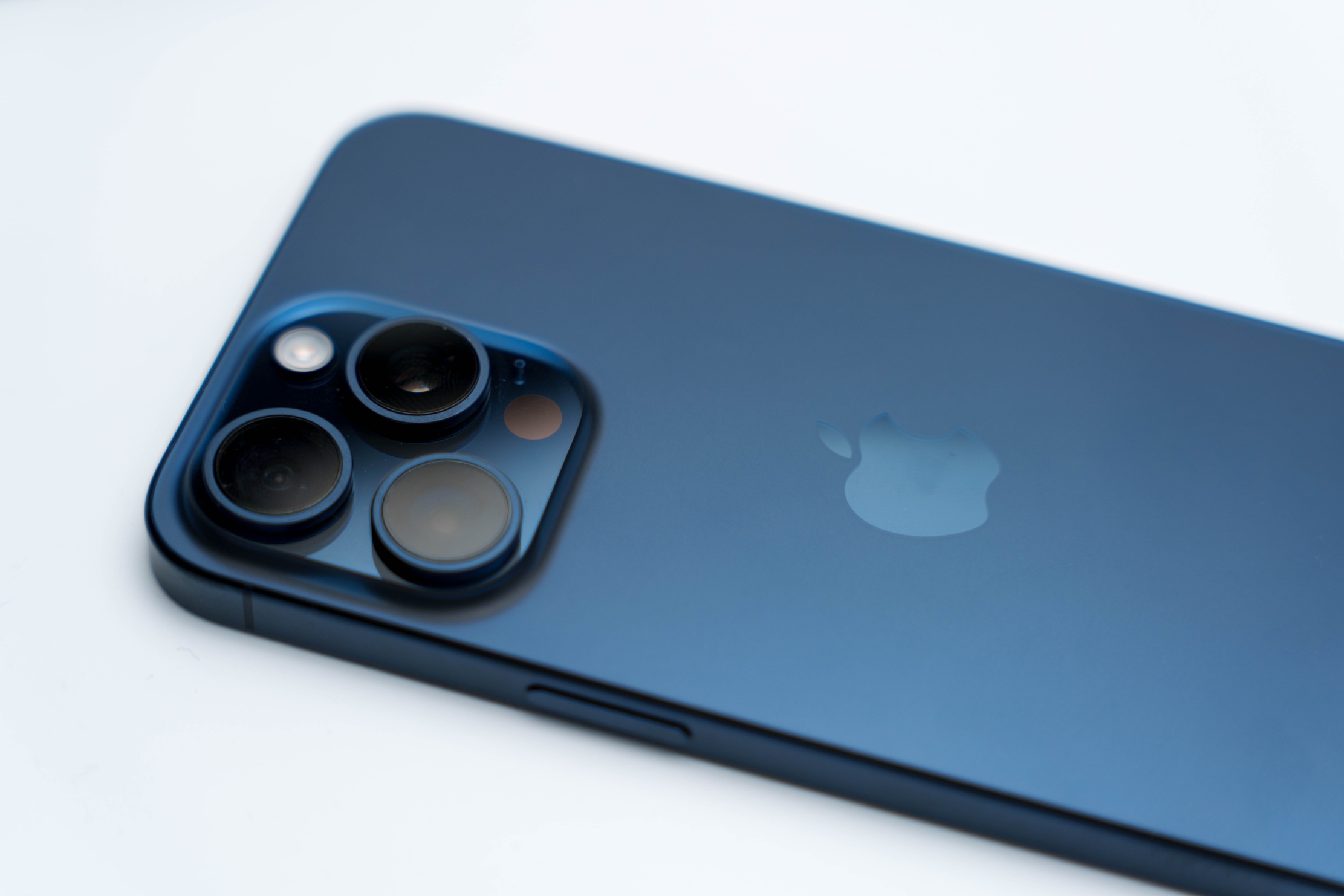 iPhone15 Pro Max カメラ