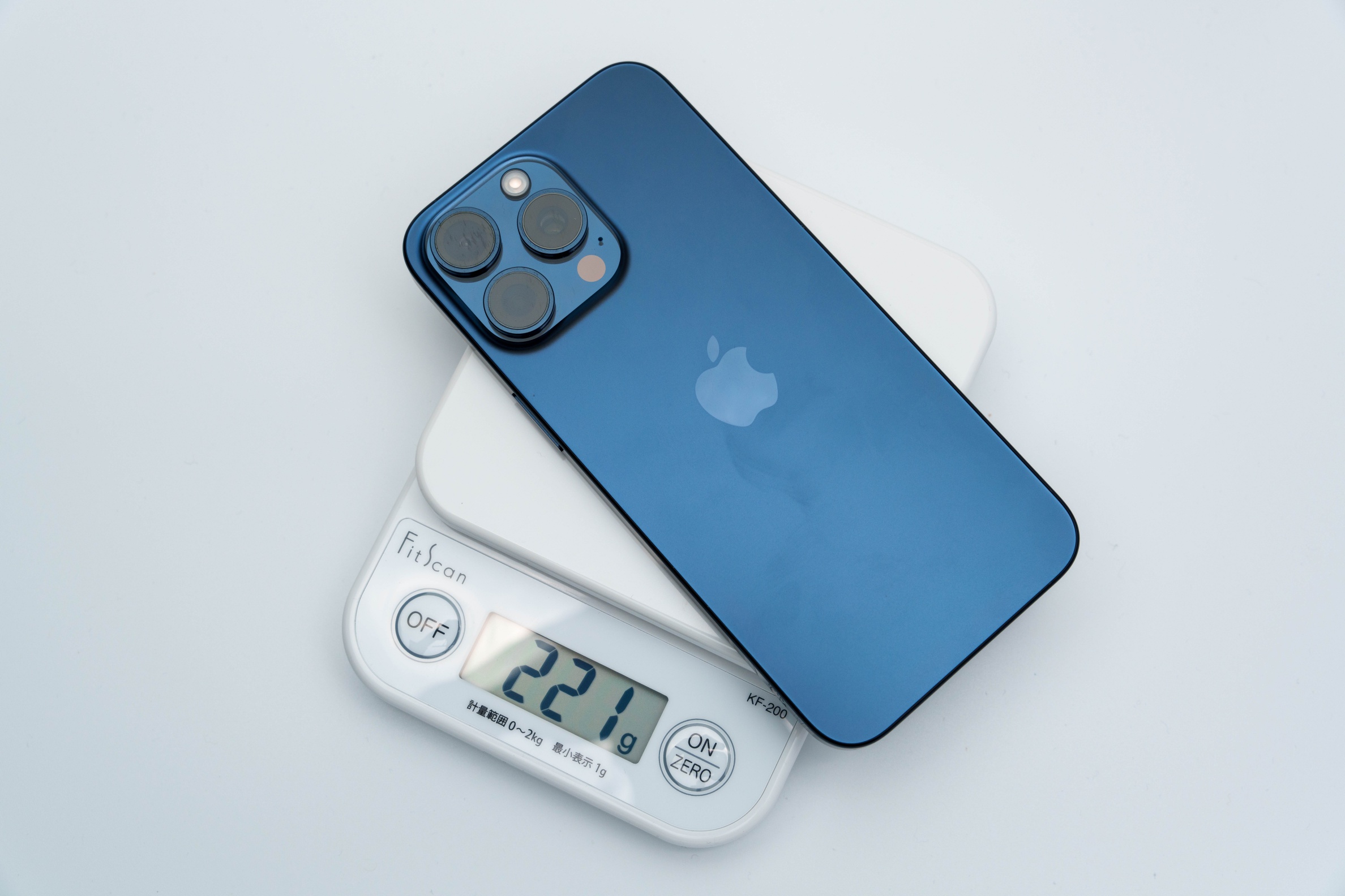 iPhone15 Pro Max 重さ